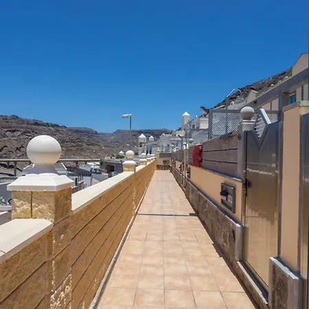Apartment 3br Valley Dreamhouse -solarium Terrace Aircon & Parking Puerto Rico (Gran Canaria)
