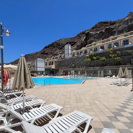 3br Valley Dreamhouse -solarium Terrace Aircon & Parking *
